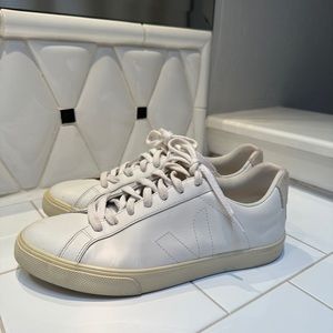 Veja Esplar Leather Sneakers